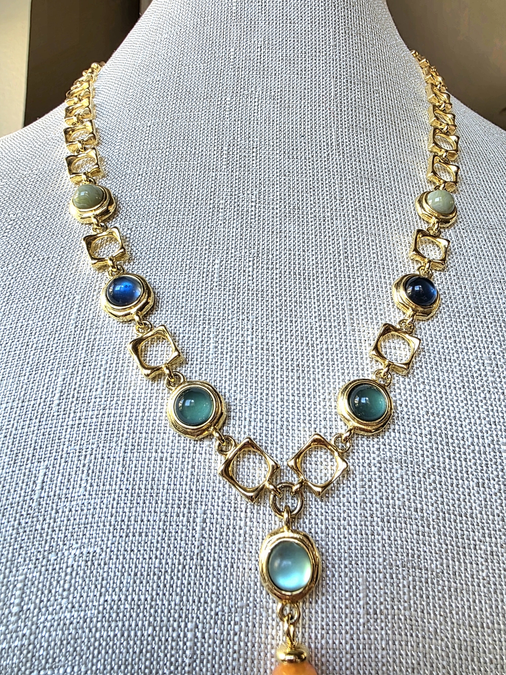 Liz Clairborne Vintage boutique-style fashion Y-drop collar statement necklace - Picture 5 of 13